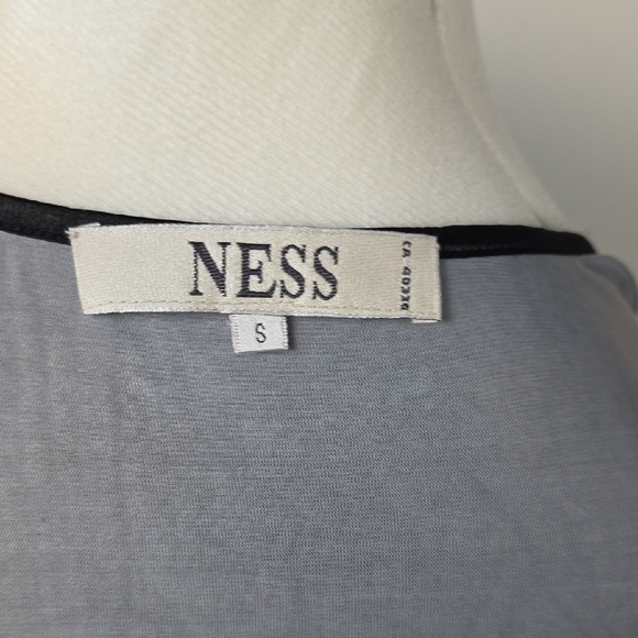 NESS Embellished Graphic Top – Gothic lion Print with Mesh & Sequins – Size S - Picture 12 of 13